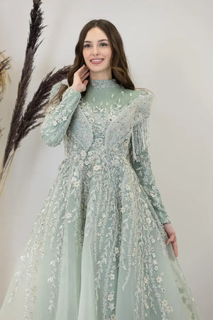 Omuzları V Drape Asel Tesettür Abiye.