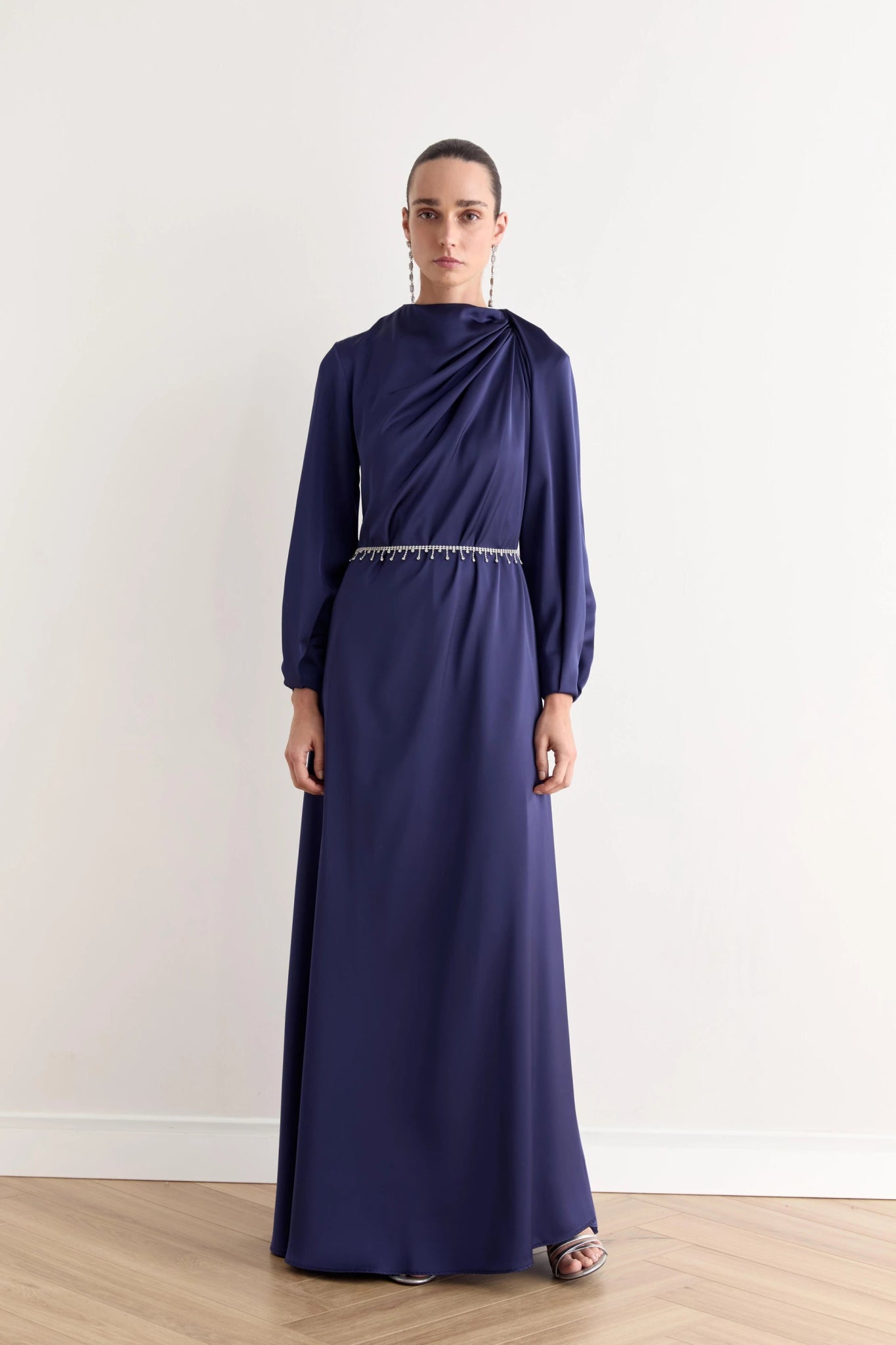 Juan Pileli Kemerli Saten Tesettür Elbise - FioraofDress - tesettur - abiye - lacivert - 36 - hijab - evening - dress