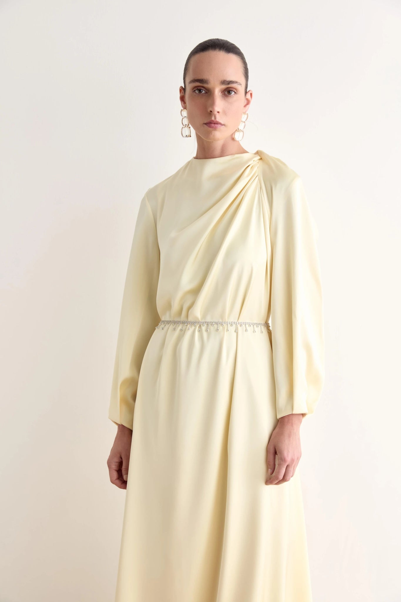 Juan Pileli Kemerli Saten Tesettür Elbise - FioraofDress - tesettur - abiye - Sarı - 36 - hijab - evening - dress