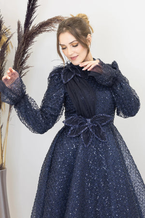Omuz Ve Beli Çiçek Detaylı Adel Tesettür Abiye - FioraofDress - tesettur - abiye - LACİVERT - 38 - hijab - evening - dress