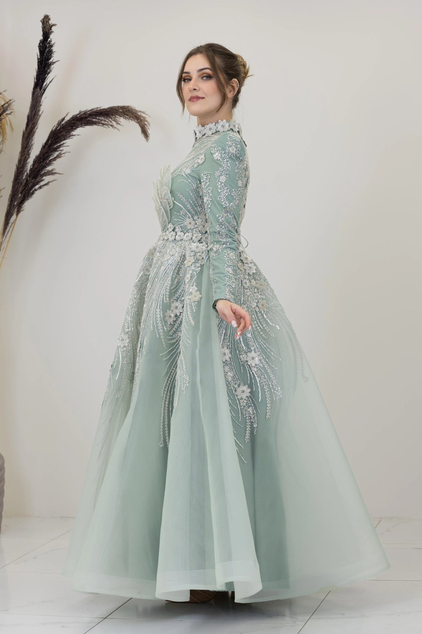 Önü Çiçek İşlemeli Lotus Tesettür Abiye - FioraofDress - tesettur - abiye - Çağla - 38 - hijab - evening - dress